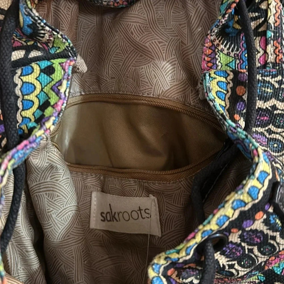 Sakroots multicolor flap backpack side pockets - Picture 9 of 9